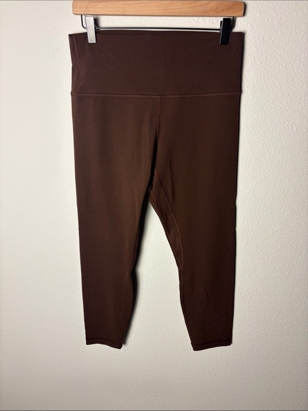 Lululemon Align High-Rise Pant 25"
Lava Cake Brown W5CTAS
